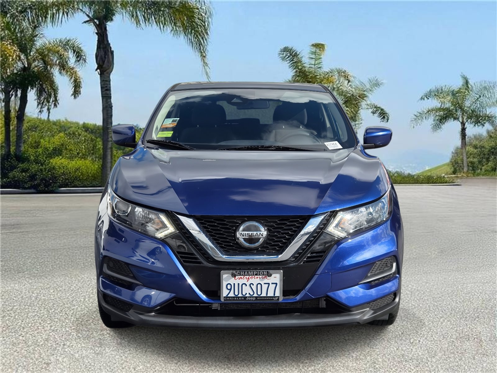 Used 2022 Nissan Rogue Sport S image 3