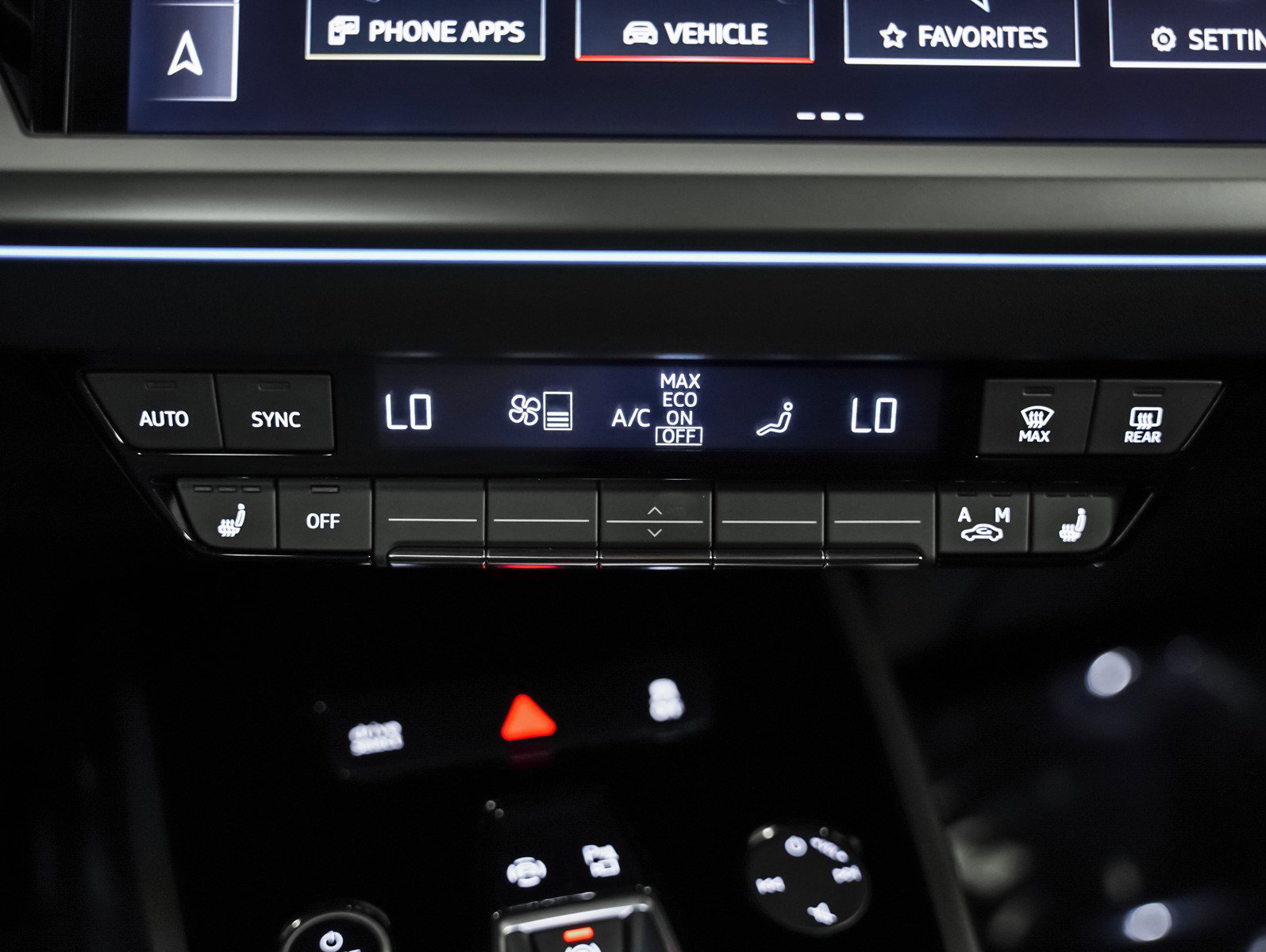 Used 2024 Audi Q4 e-tron Premium Plus image 19