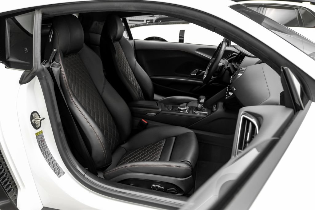 Used 2021 Audi R8 V10 RWD image 33