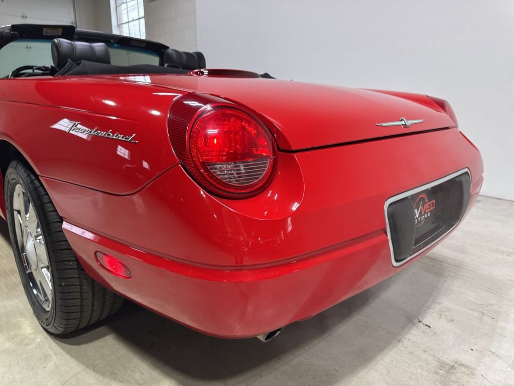 Used 2002 Ford Thunderbird image 11