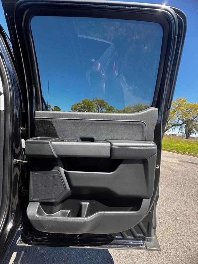 Used 2021 Ford F150 Lariat w/ Trailer Tow Package AWD/4WD image 16