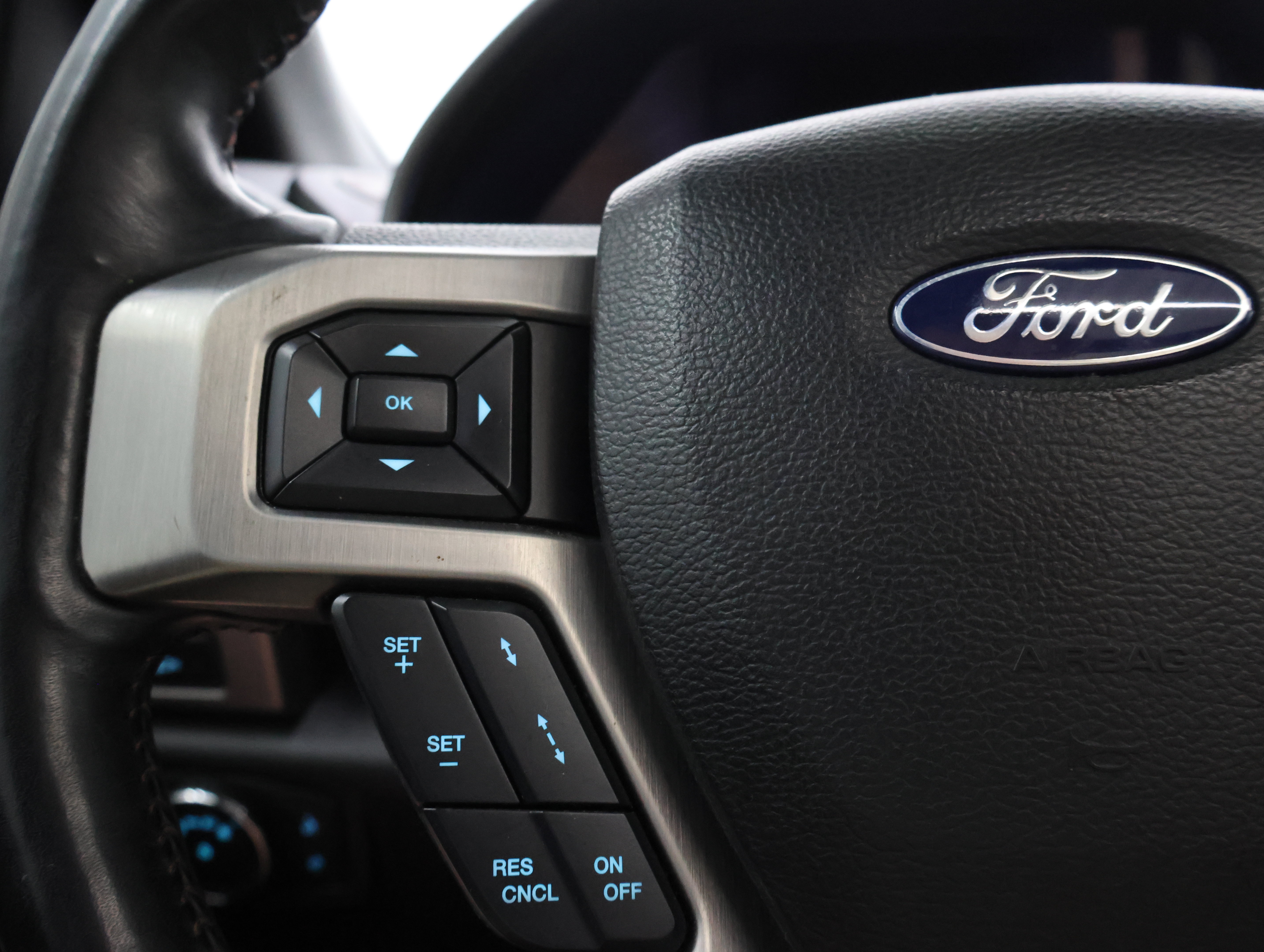 Used 2020 Ford F250 Platinum AWD/4WD image 16