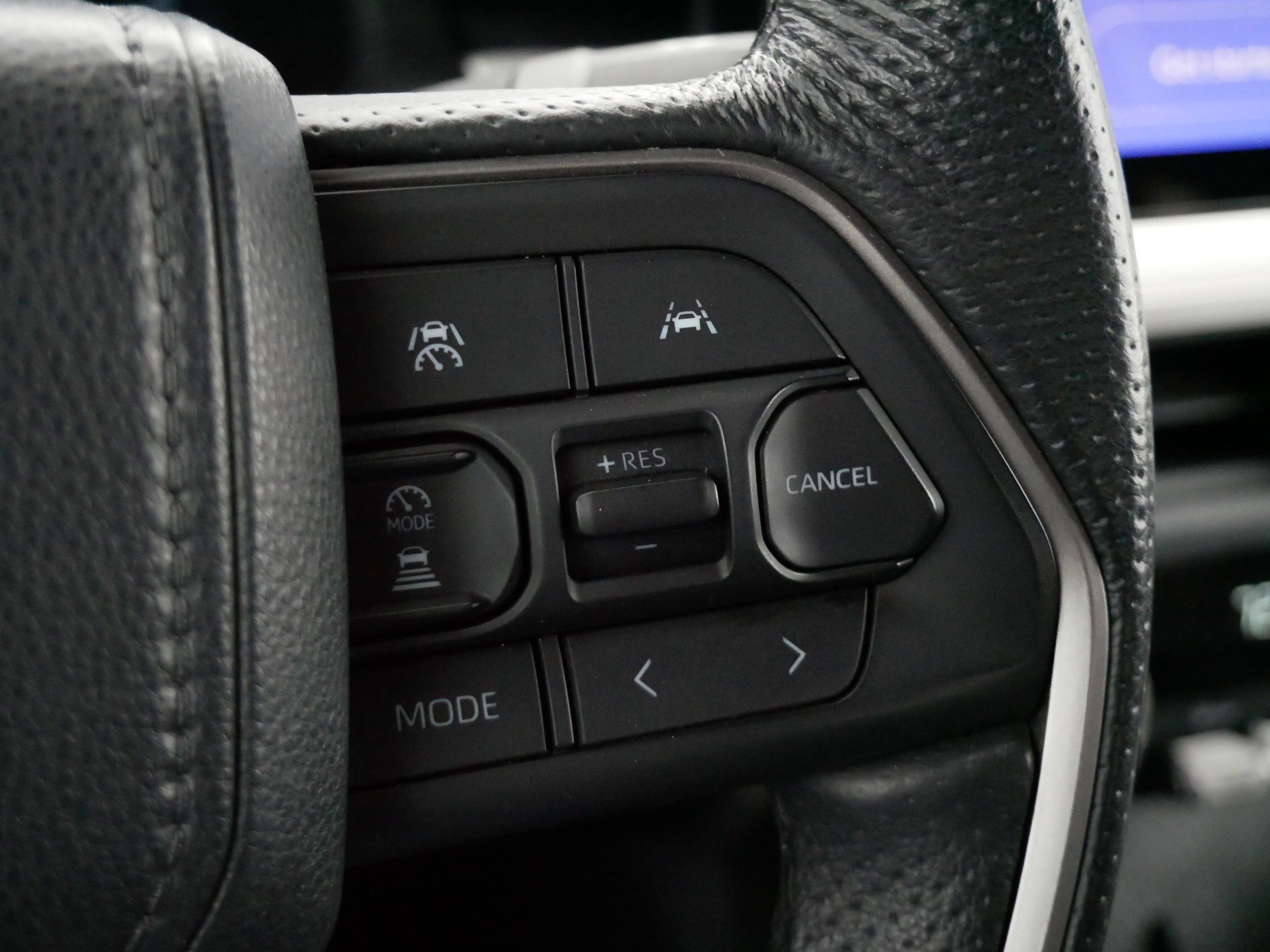 Certified 2024 Toyota Tacoma TRD Off-Road AWD/4WD image 25