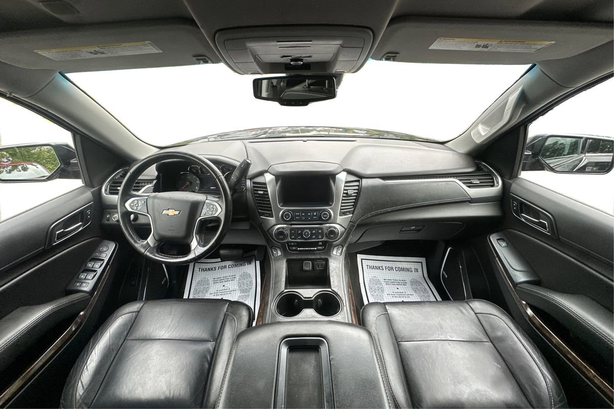 Used 2018 Chevrolet Suburban LT image 29