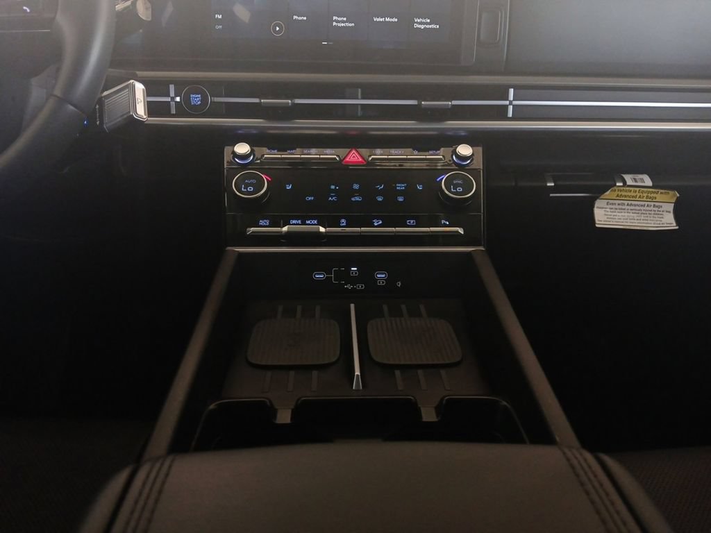 Certified 2025 Hyundai Santa Fe SEL FWD image 14