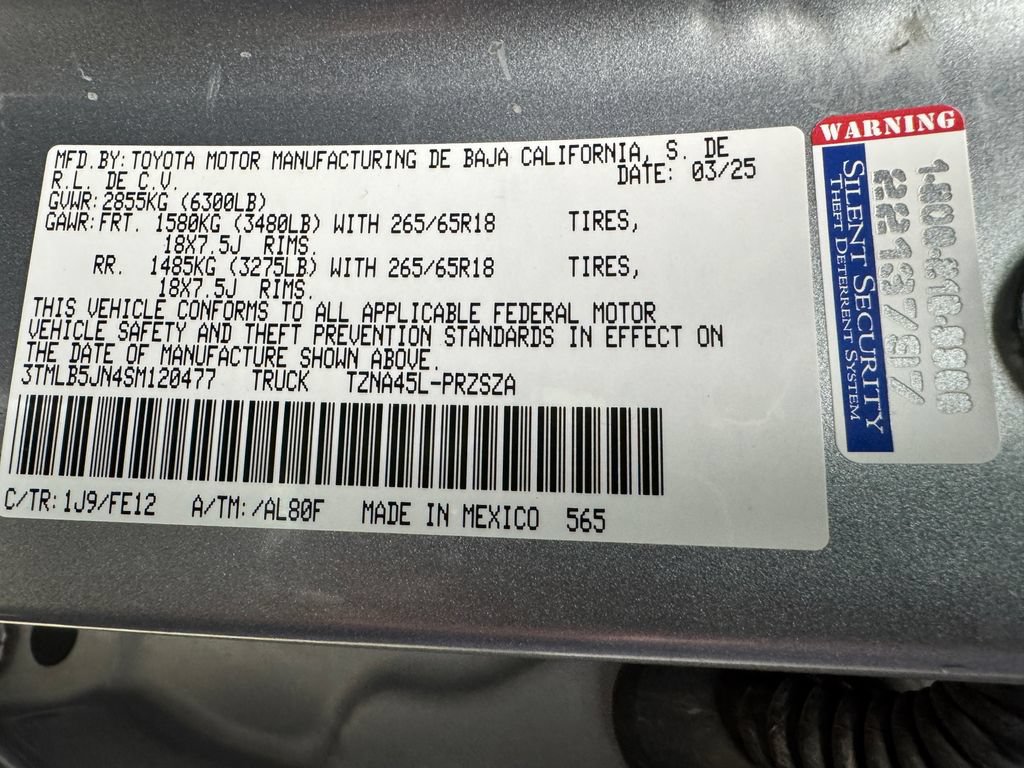Used 2025 Toyota Tacoma TRD Sport AWD/4WD image 29