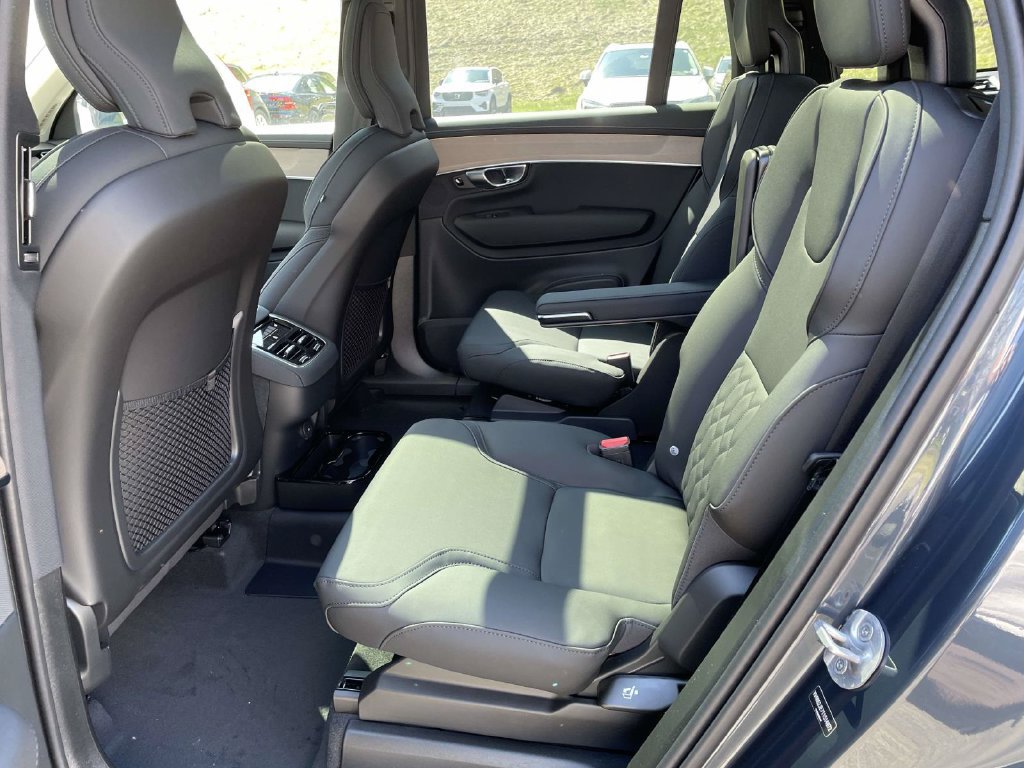 New 2026 Volvo XC90 B6 Ultra w/ Protection Package AWD/4WD image 17