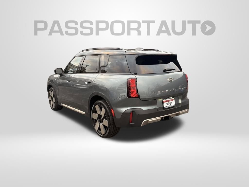 Used 2025 MINI Cooper Countryman S w/ Comfort Package Max image 12