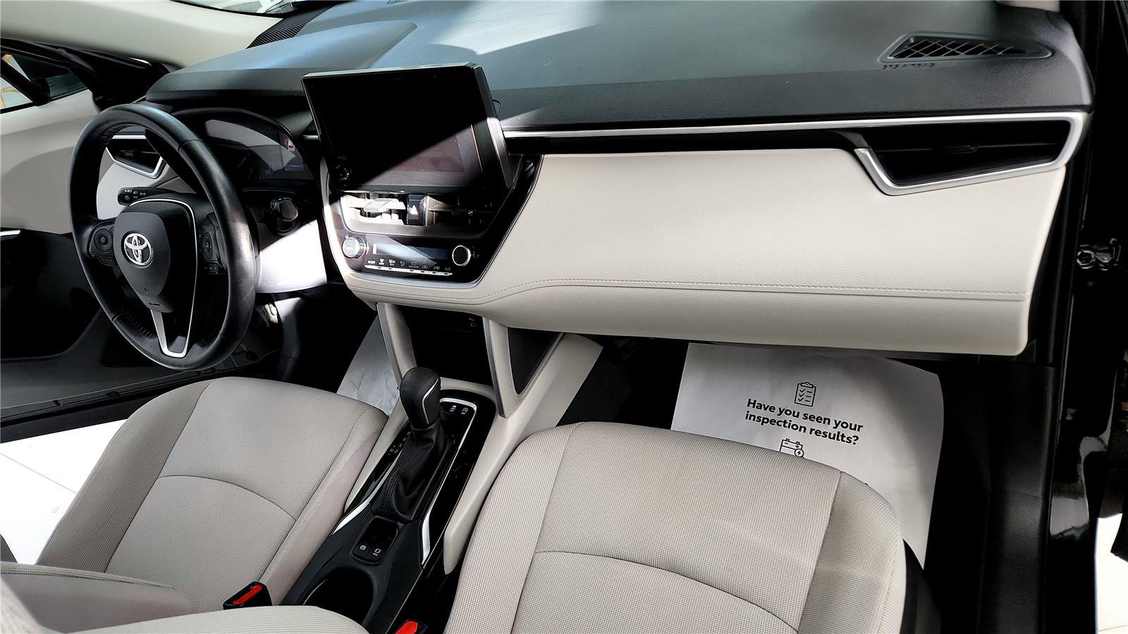 Certified 2023 Toyota Corolla Cross LE image 16