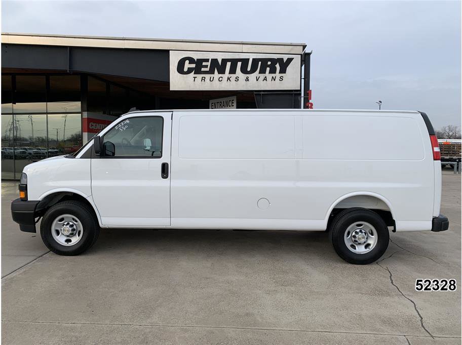 Used 2025 Chevrolet Express 2500 Extended w/ Communications Package image 4
