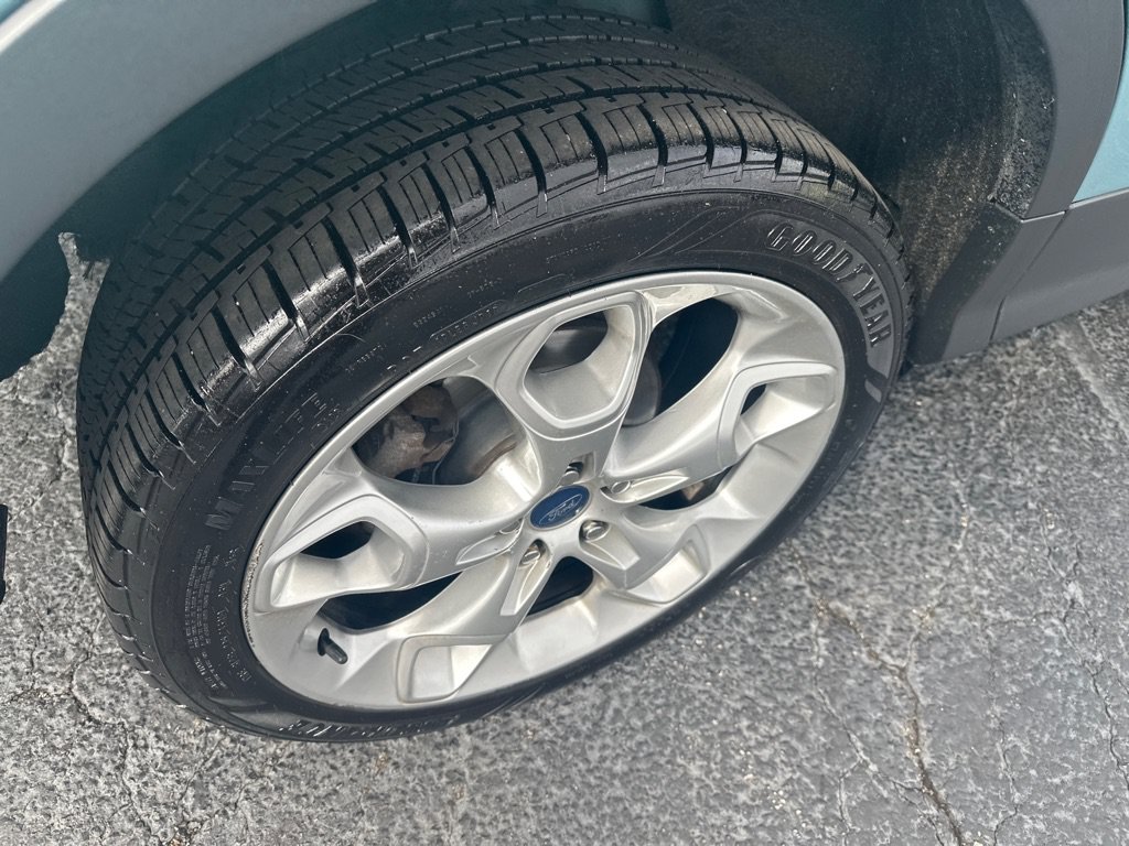 Used 2013 Ford Escape Titanium AWD/4WD image 6