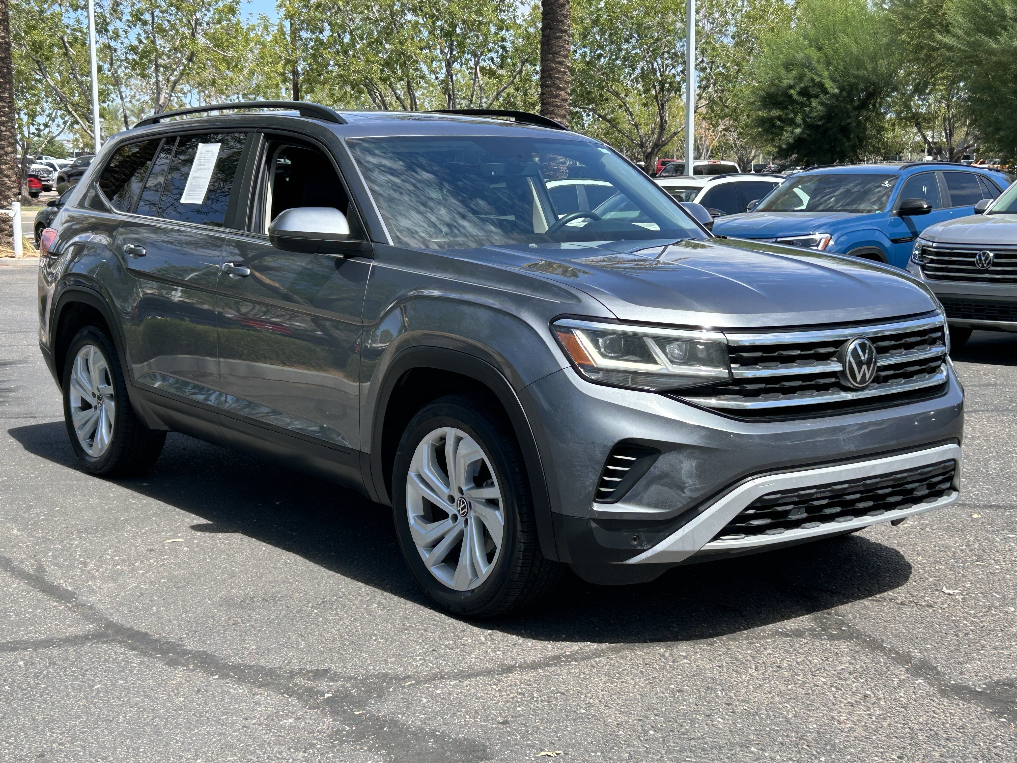 Used 2023 Volkswagen Atlas SE w/ Panoramic Sunroof Package FWD image 6