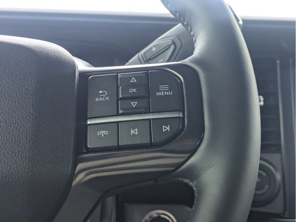 Used 2025 Ford F450 Platinum w/ FX4 Off-Road Package AWD/4WD image 22