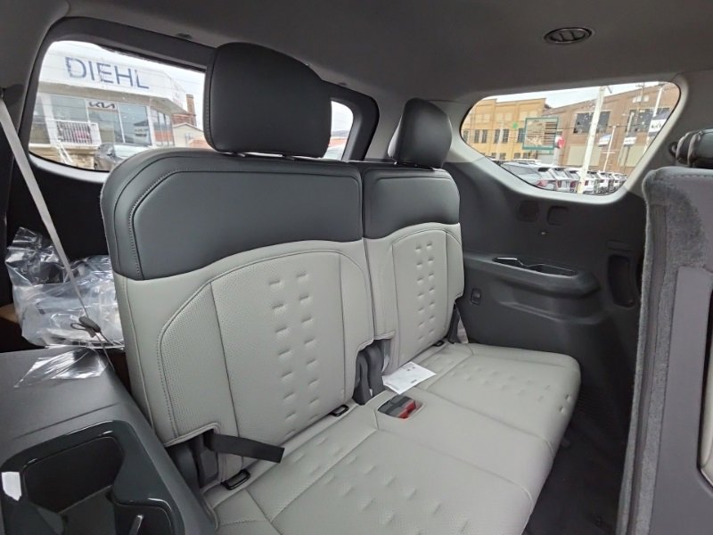 New 2026 Kia EV9 Wind image 24