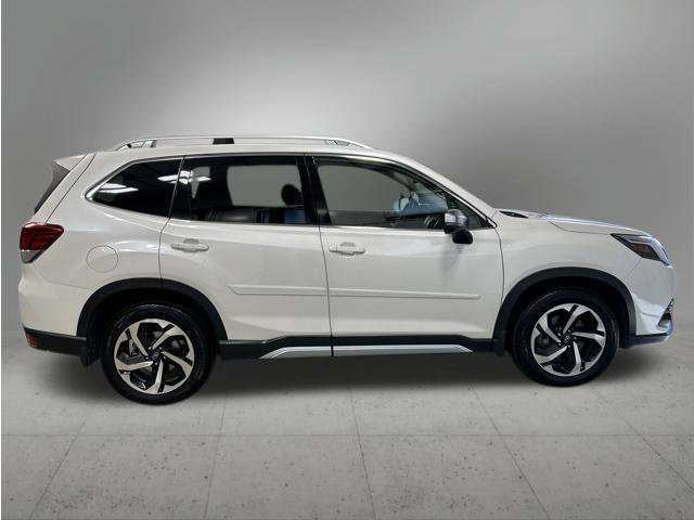 Used 2023 Subaru Forester Touring AWD/4WD image 6