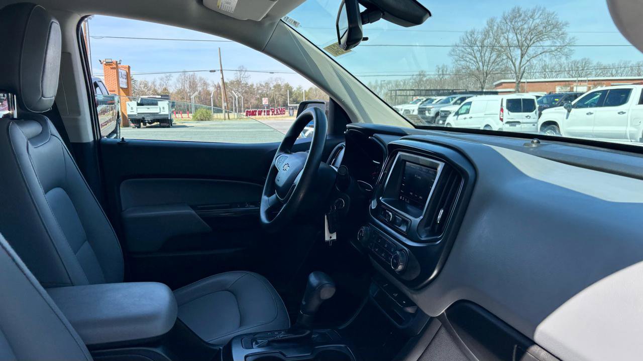 Used 2021 Chevrolet Colorado W/T w/ WT Convenience Package image 11
