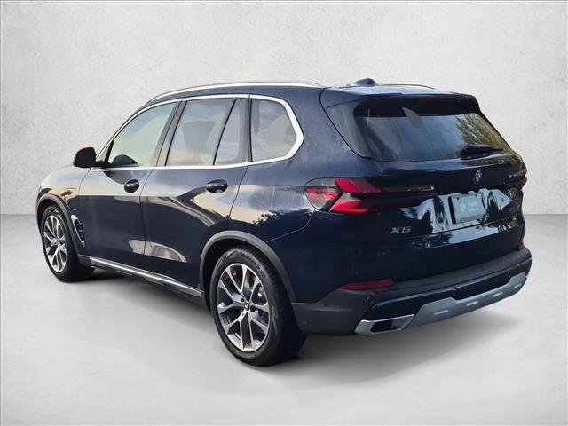 New 2026 BMW X5 xDrive50e w/ Climate Comfort Package AWD/4WD image 9
