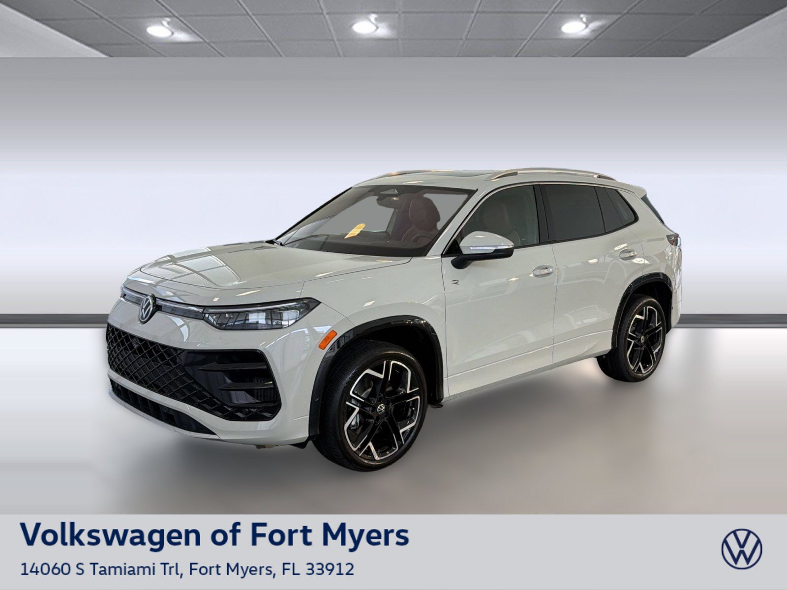 New 2026 Volkswagen Tiguan SEL R-Line