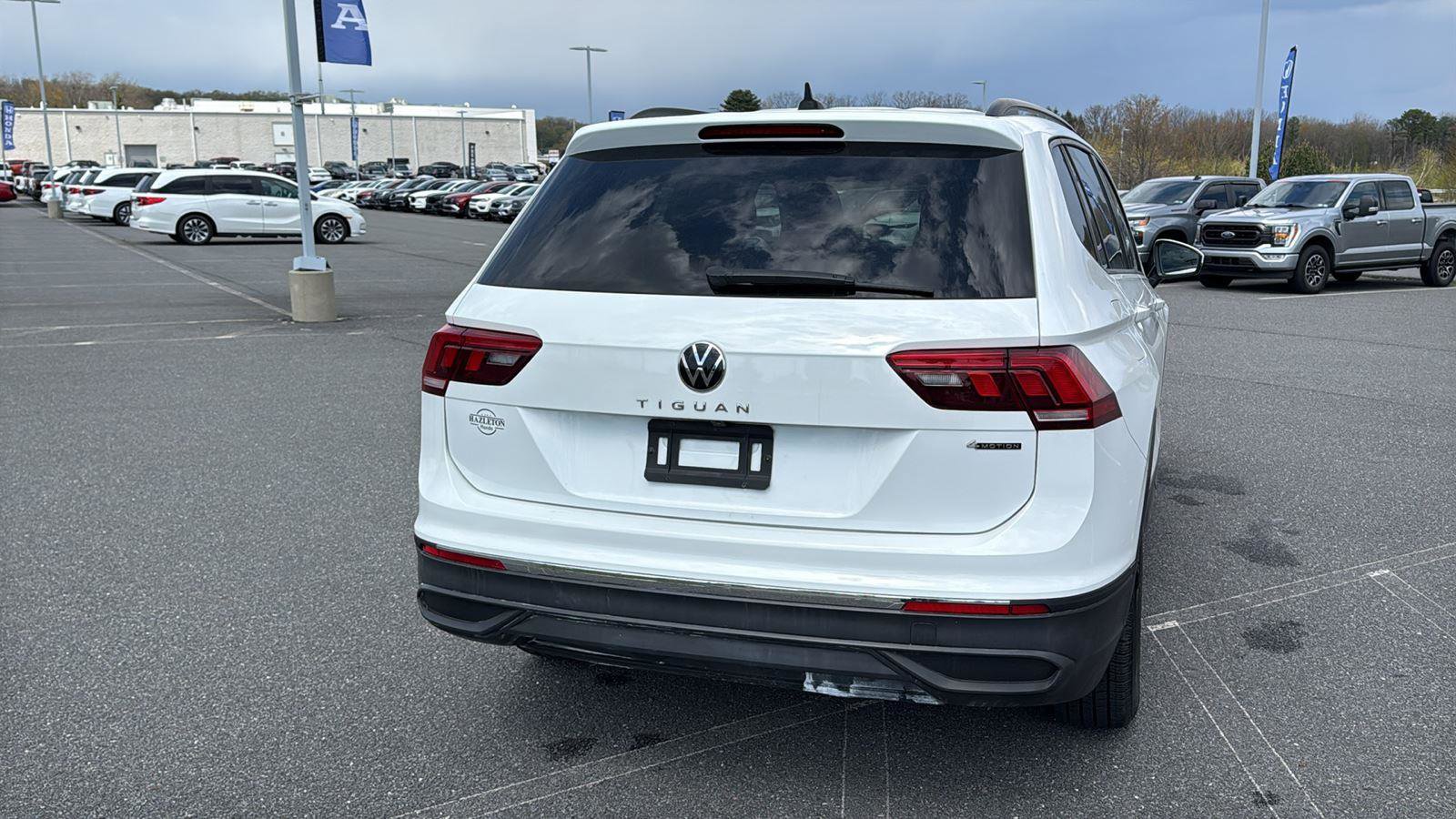 Used 2022 Volkswagen Tiguan S AWD/4WD image 7