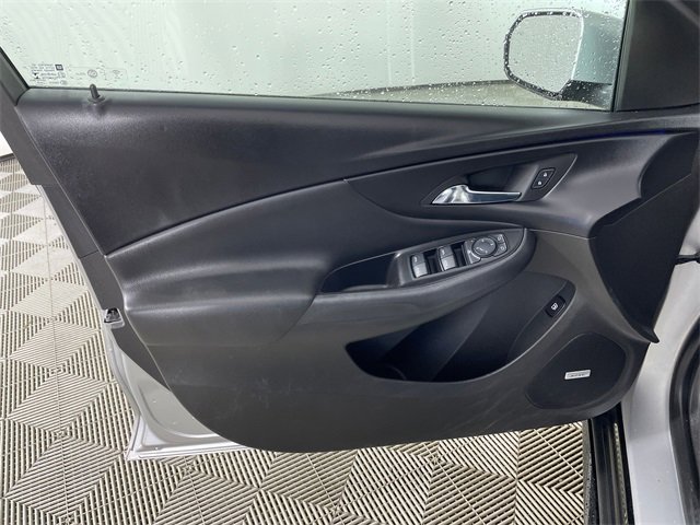 Certified 2017 Chevrolet Volt Premier w/ Driver Confidence Package image 18