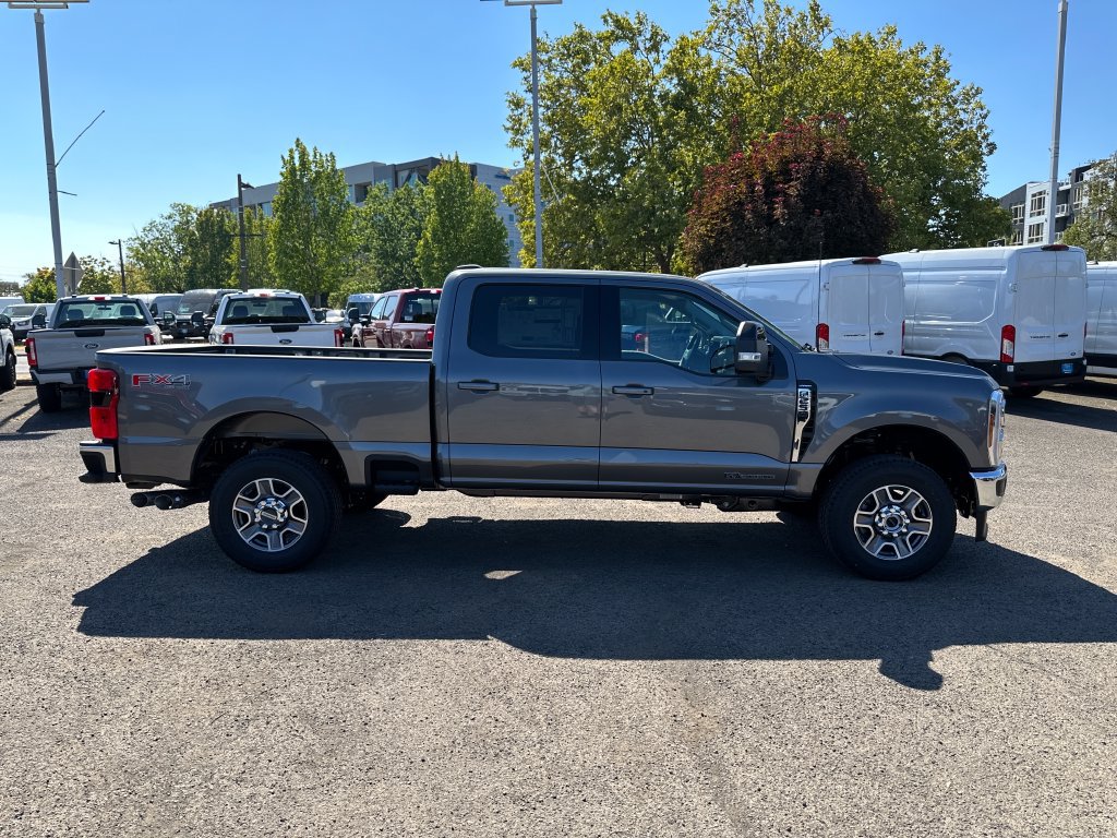 New 2026 Ford F250 Lariat w/ FX4 Off-Road Package AWD/4WD image 8