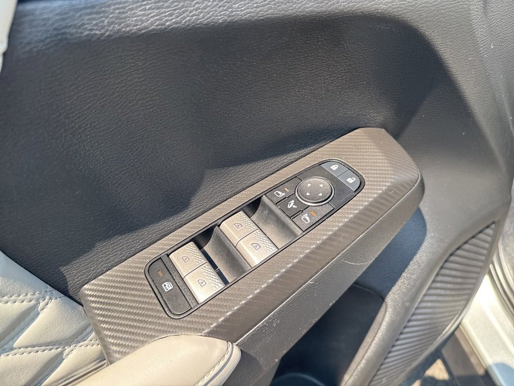 Used 2024 Mitsubishi Outlander SEL image 14