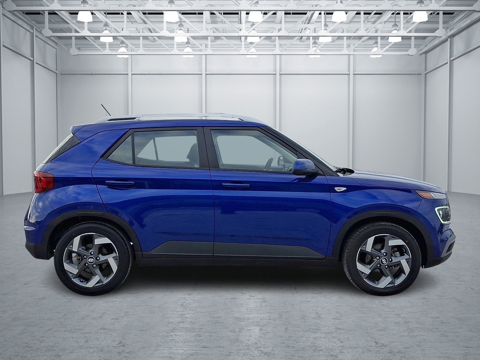 Certified 2023 Hyundai Venue Limited image 7