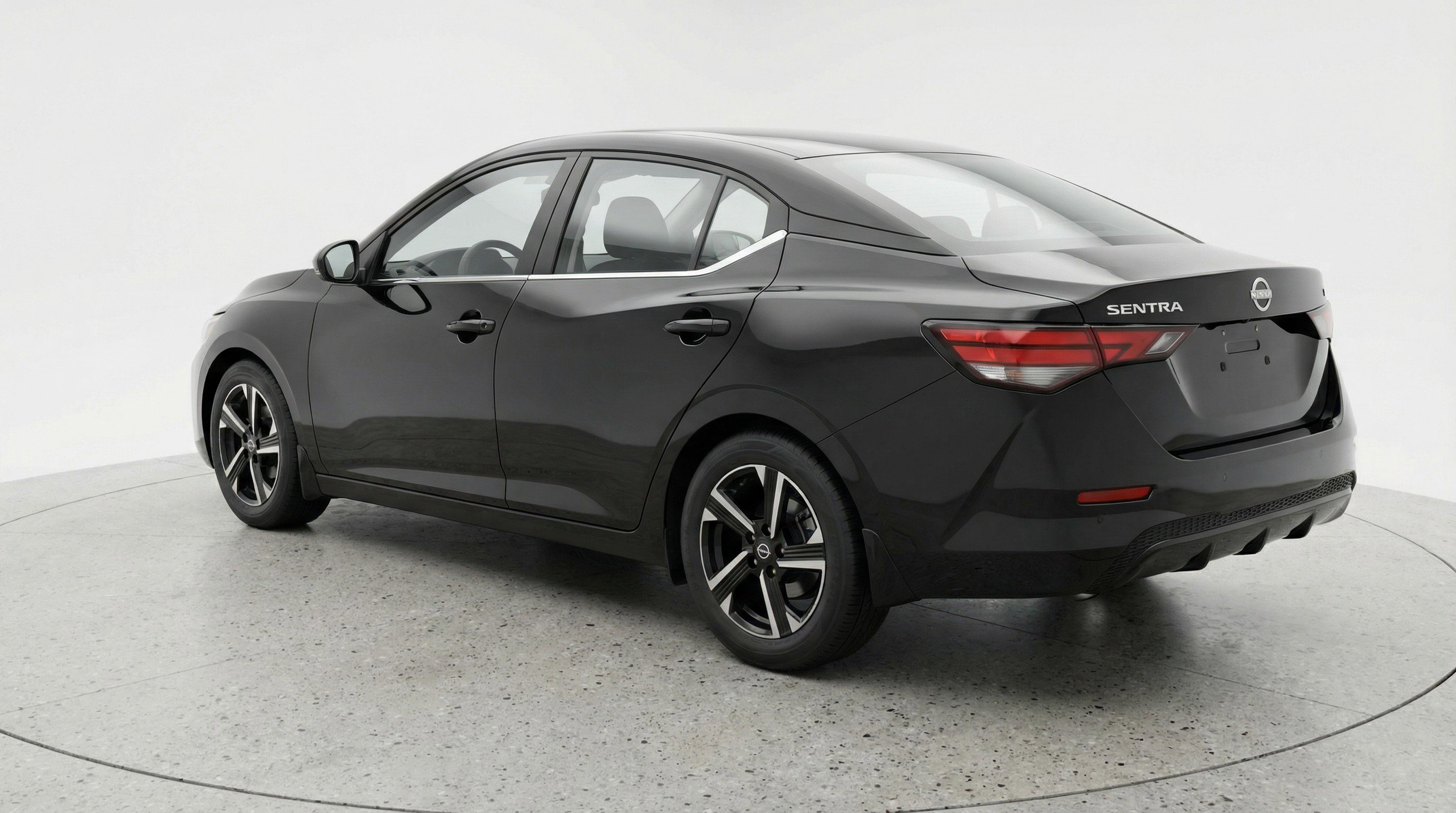 Used 2025 Nissan Sentra SV image 6