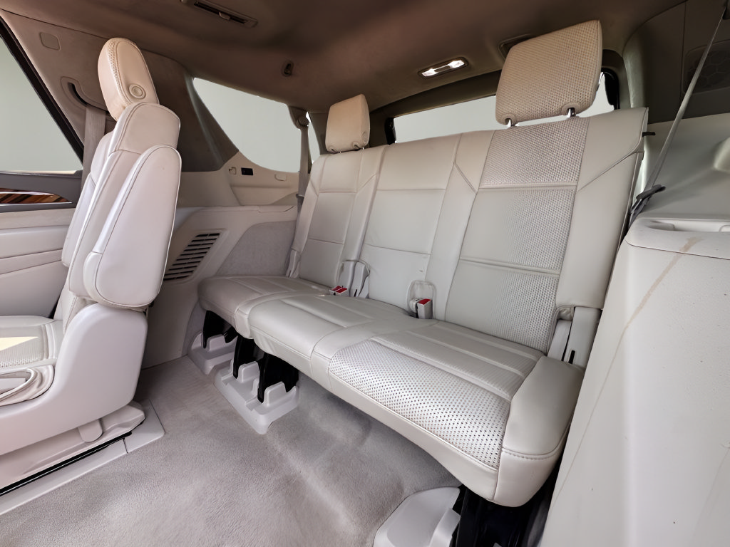 Used 2021 Cadillac Escalade Premium Luxury Platinum AWD/4WD image 22