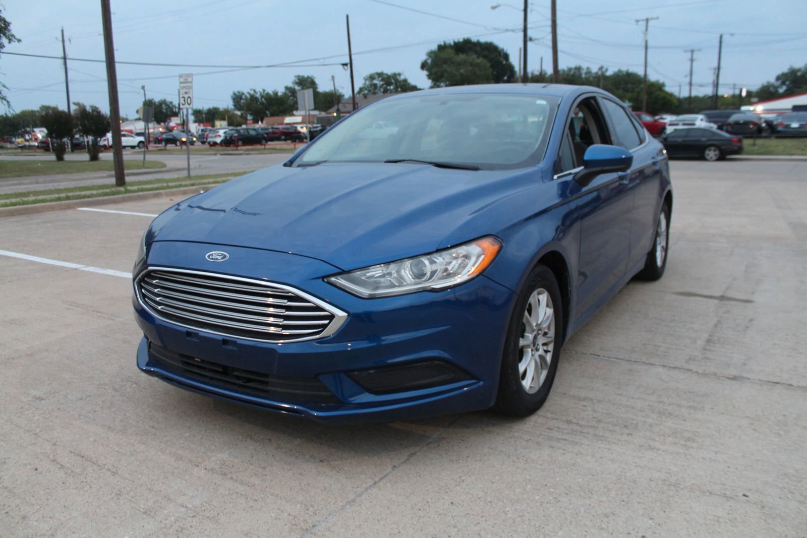 Used 2017 Ford Fusion S image 9