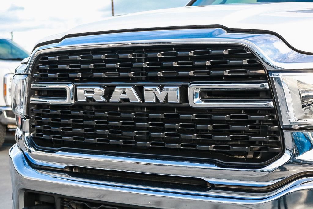 Used 2022 RAM 5500 SLT w/ Quick Order Package 2YG SLT image 6