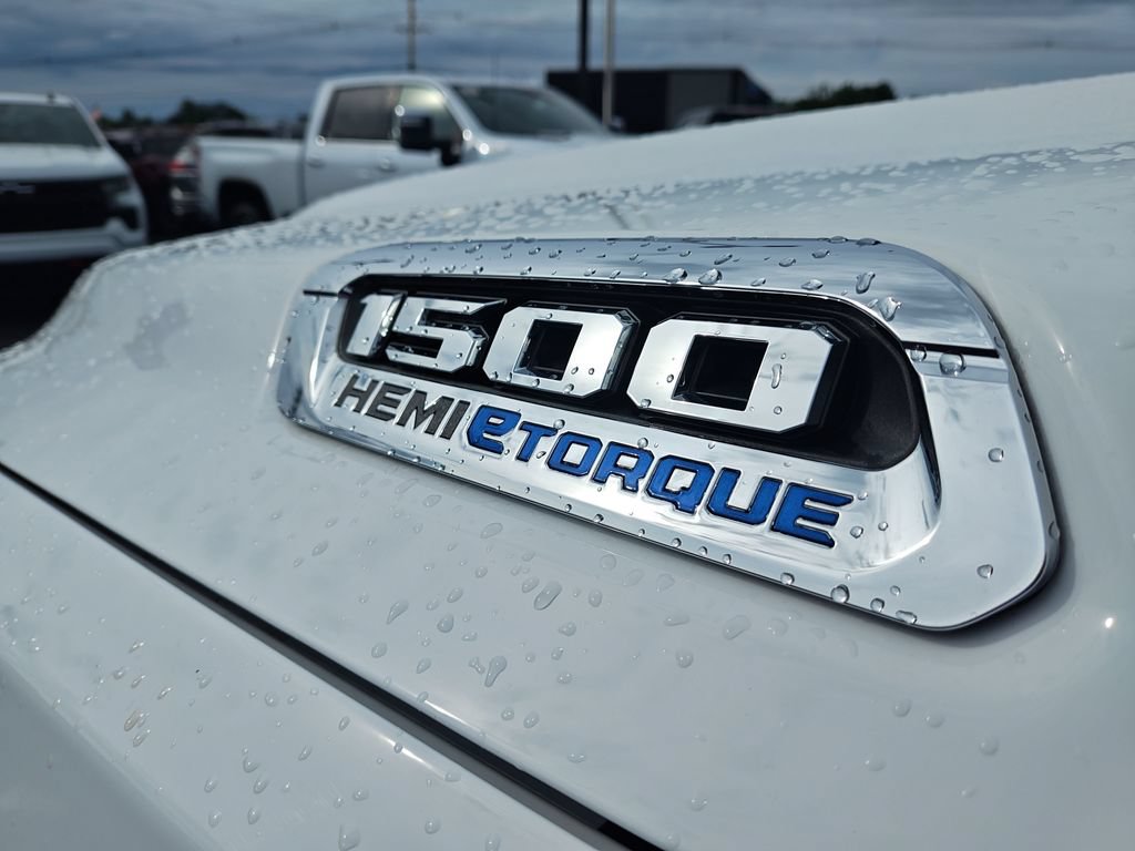 Used 2023 RAM 1500 Laramie AWD/4WD image 27
