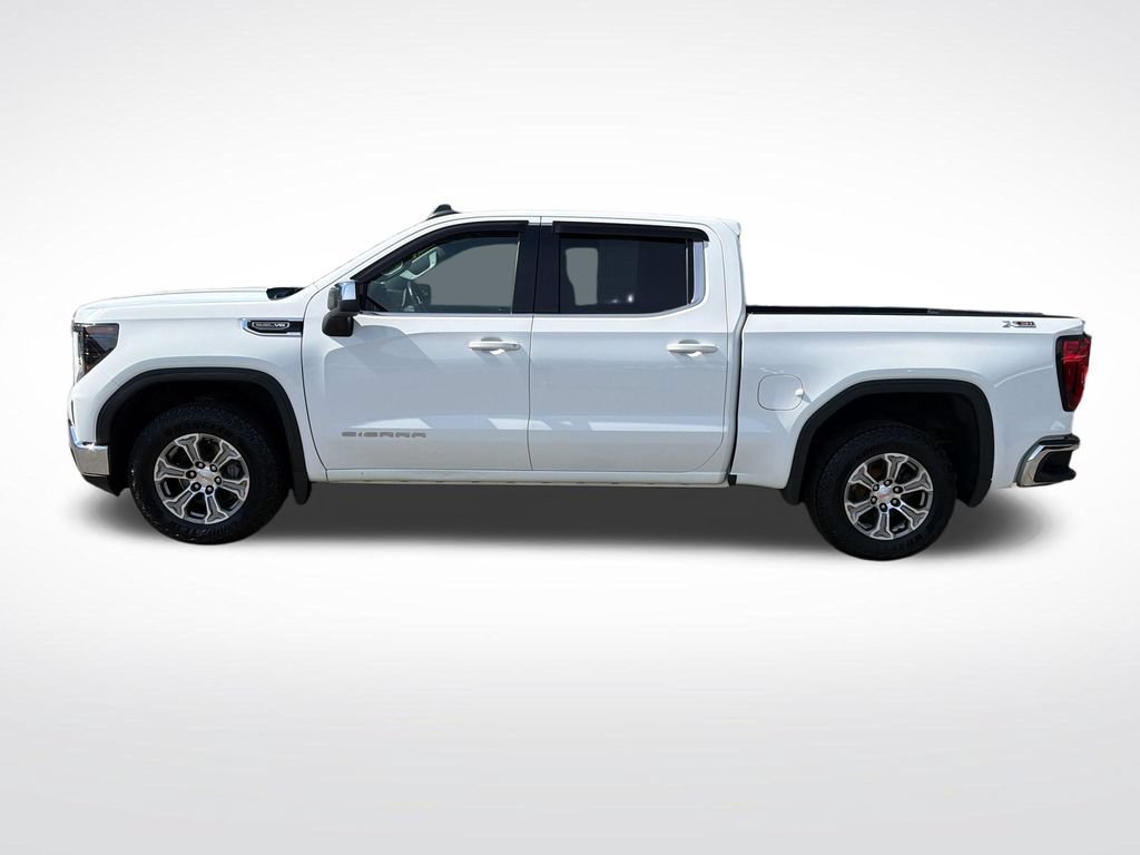 Certified 2022 GMC Sierra 1500 SLE AWD/4WD image 2