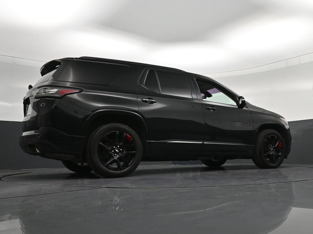 Used 2020 Chevrolet Traverse Premier w/ Redline Edition FWD image 28