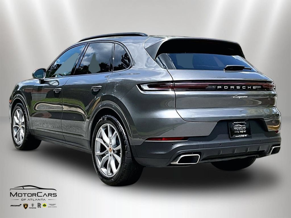Used 2026 Porsche Cayenne AWD/4WD image 10