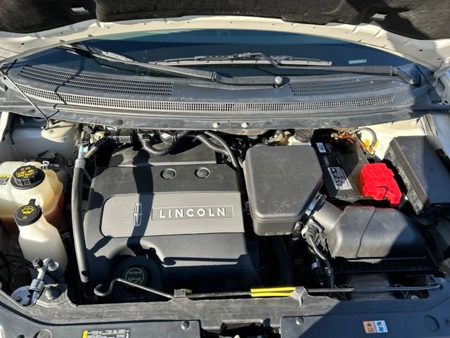Used 2015 Lincoln MKX AWD w/ Equipment Group 102A image 37