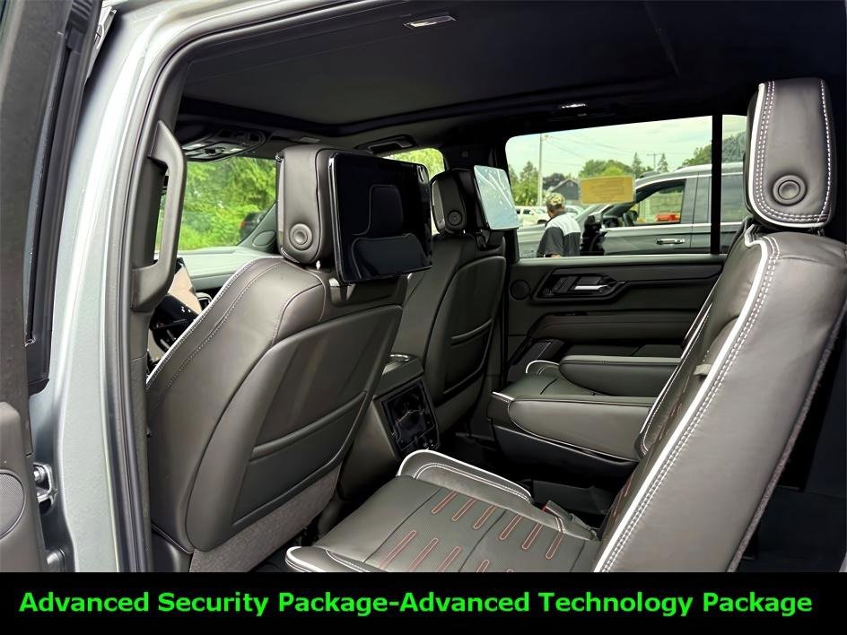 New 2025 GMC Yukon XL AT4 Ultimate image 13