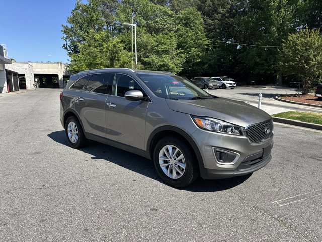 Used 2017 Kia Sorento FWD w/ LX Convenience Package image 4