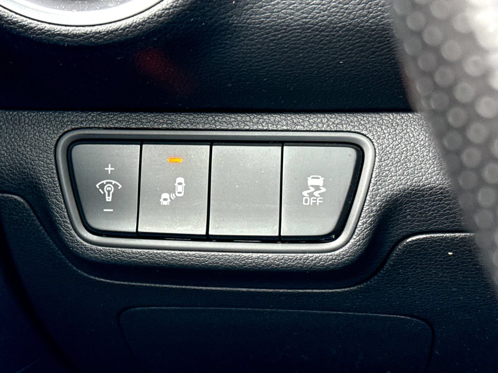 Used 2023 Kia Forte GT-Line w/ GT-Line Premium Package FWD image 33