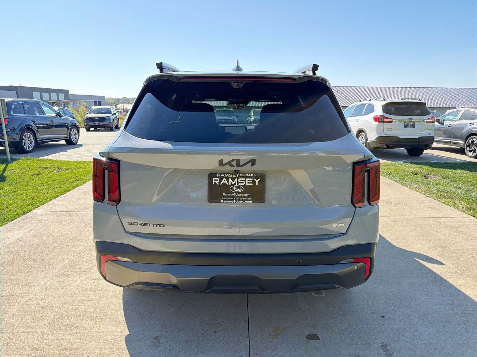 Used 2025 Kia Sorento SX Prestige AWD/4WD image 5
