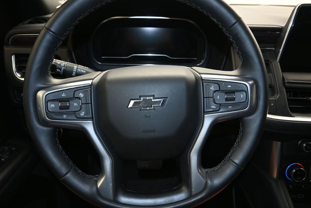 Used 2023 Chevrolet Tahoe Z71 w/ Z71 Off-Road Package AWD/4WD image 14
