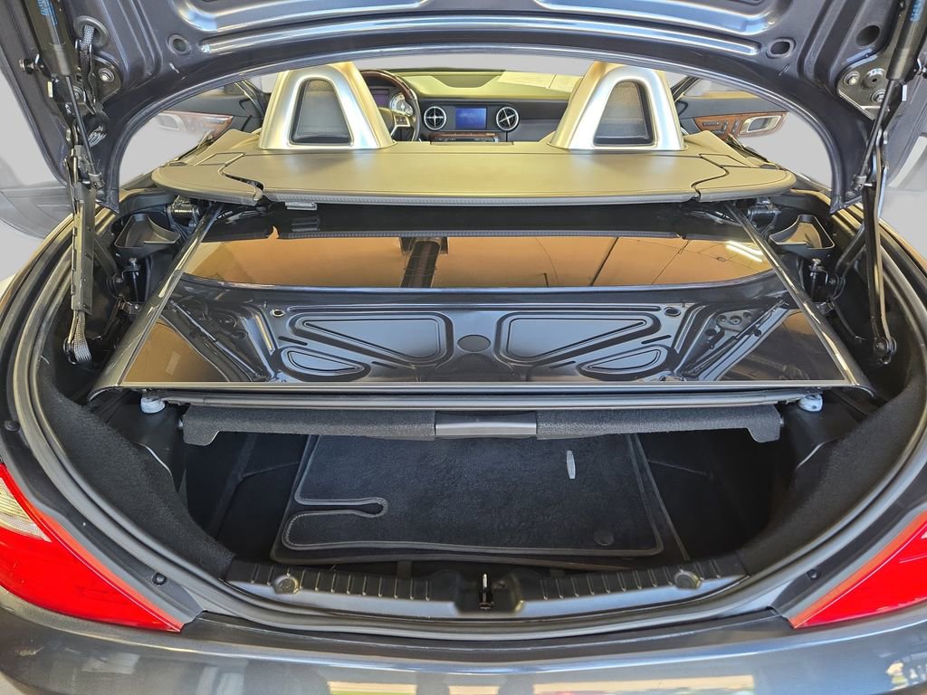 Used 2013 Mercedes-Benz SLK 250 image 13