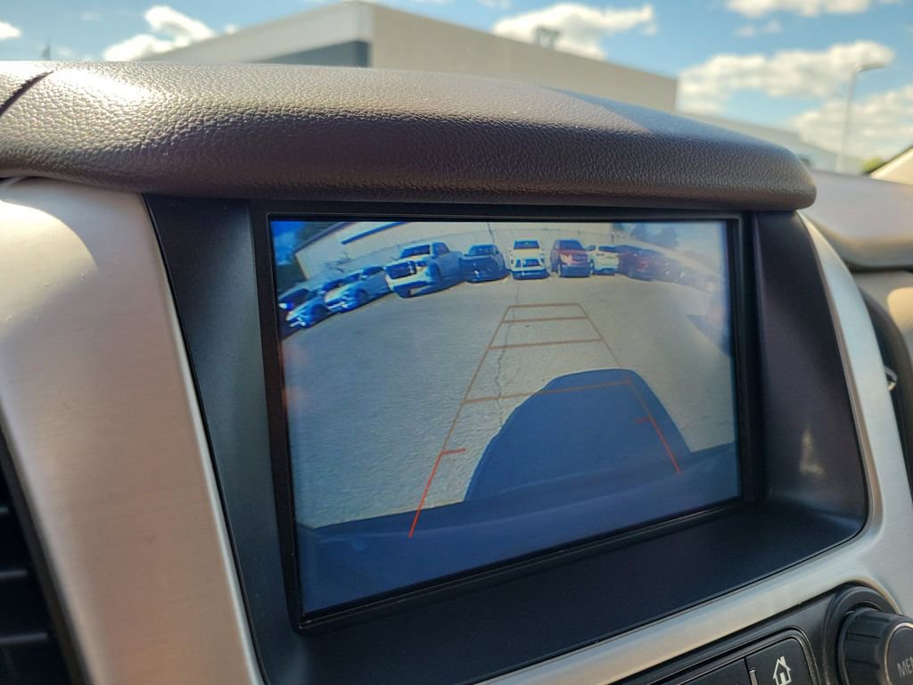 Used 2019 GMC Yukon SLT w/ Premium Edition AWD/4WD image 29