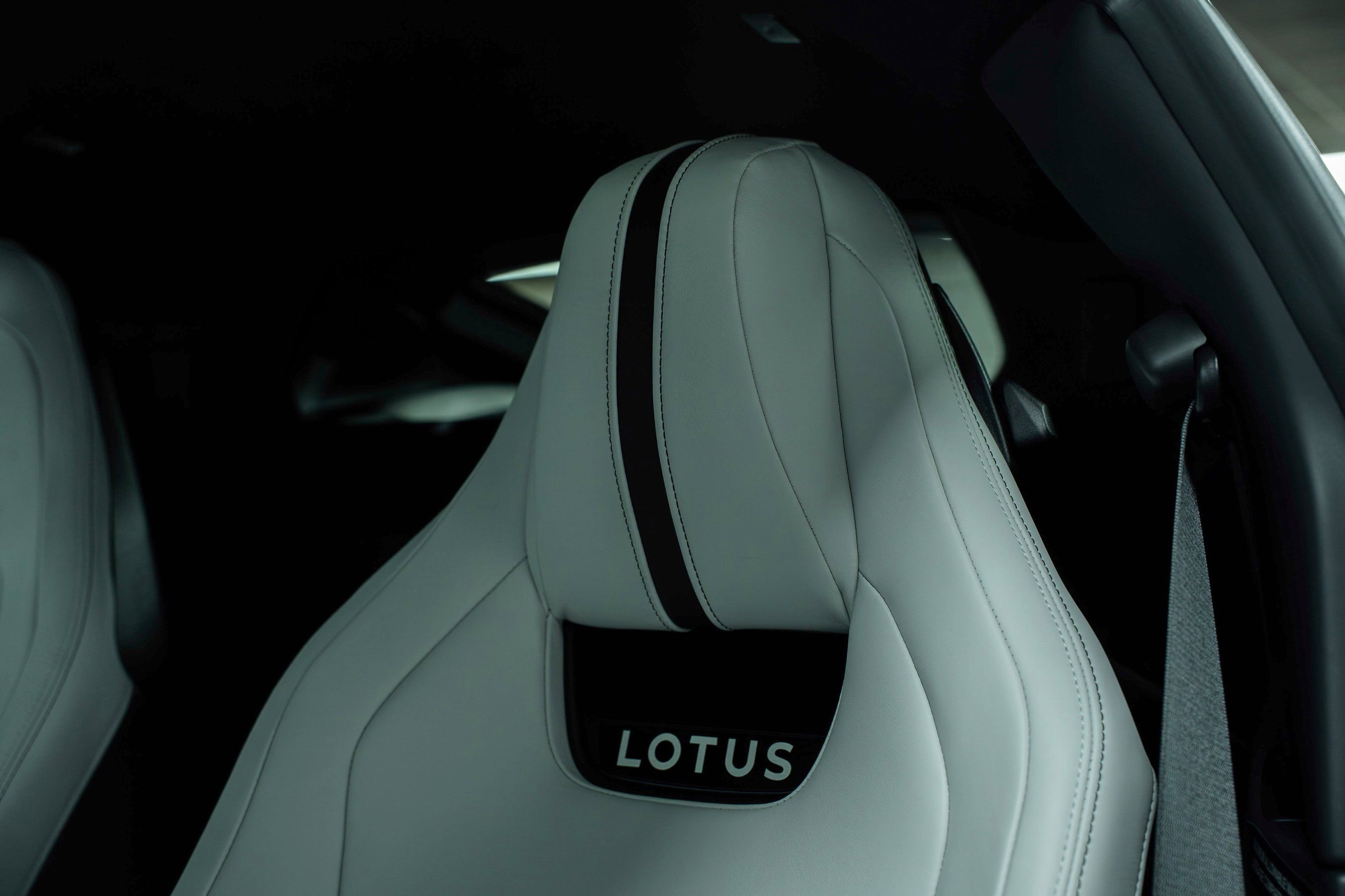 New 2026 Lotus Emira SE image 22