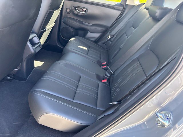 Used 2027 Honda HR-V EX-L image 6