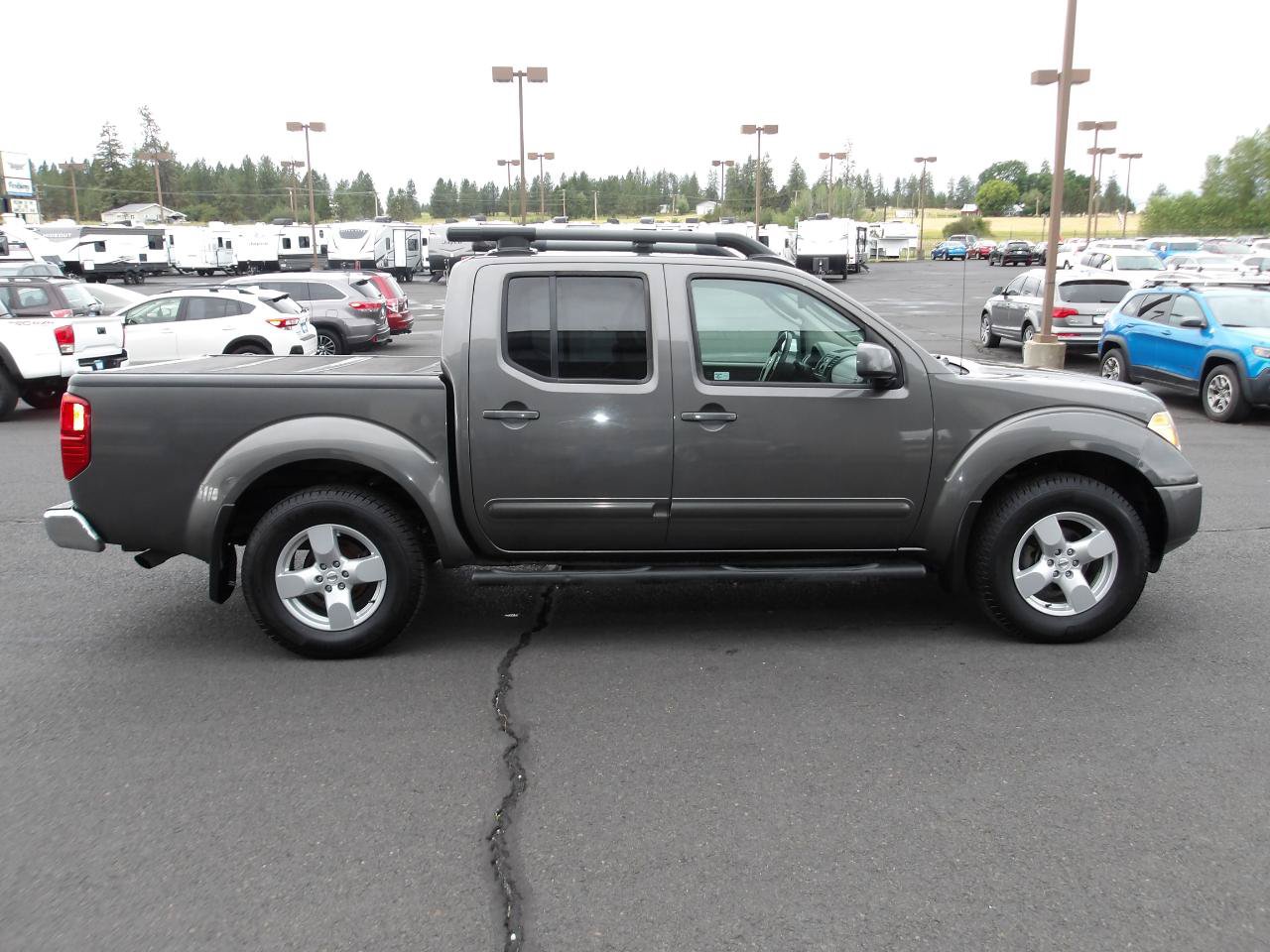 Used 2008 Nissan Frontier LE w/ Tow Hitch Pkg AWD/4WD image 6