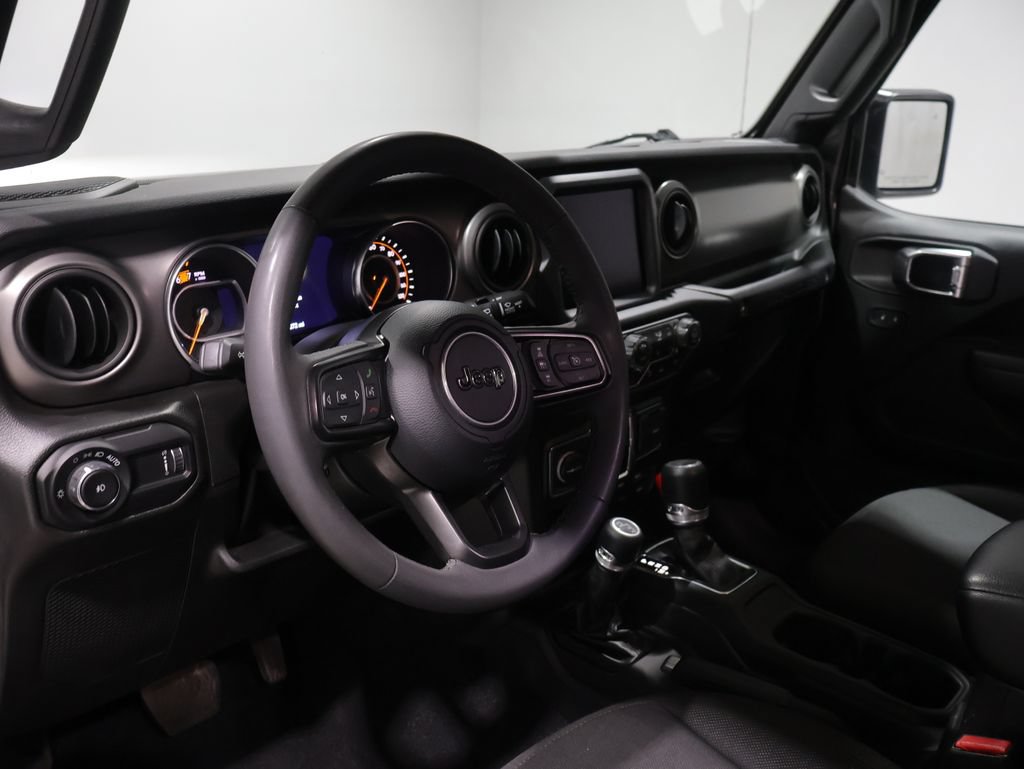 Used 2023 Jeep Wrangler Unlimited Sport AWD/4WD image 14
