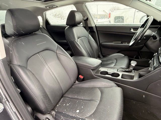 Used 2020 Kia Optima SE image 44