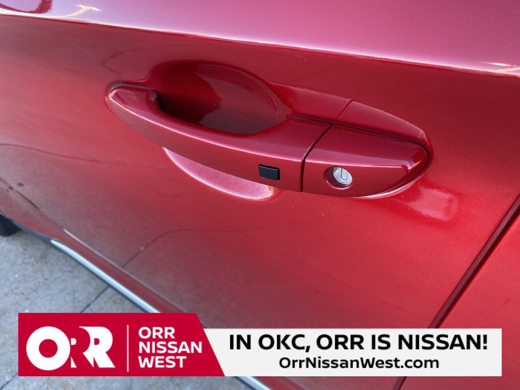 Used 2018 Hyundai Kona Limited image 12