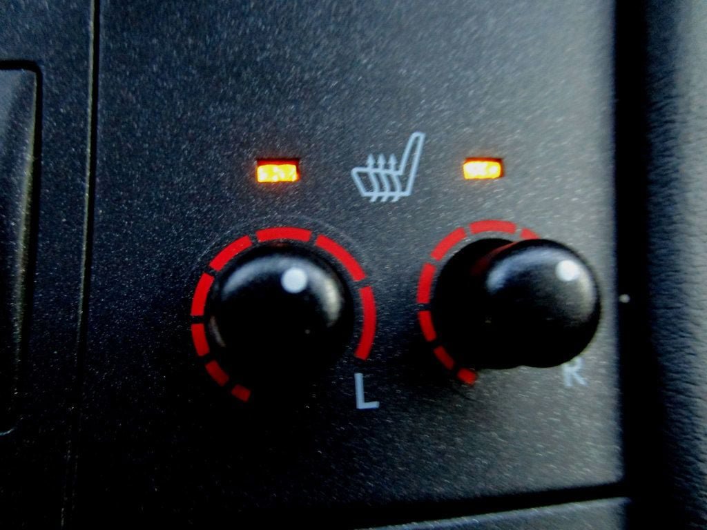 Used 2014 Lexus CT 200h FWD image 23